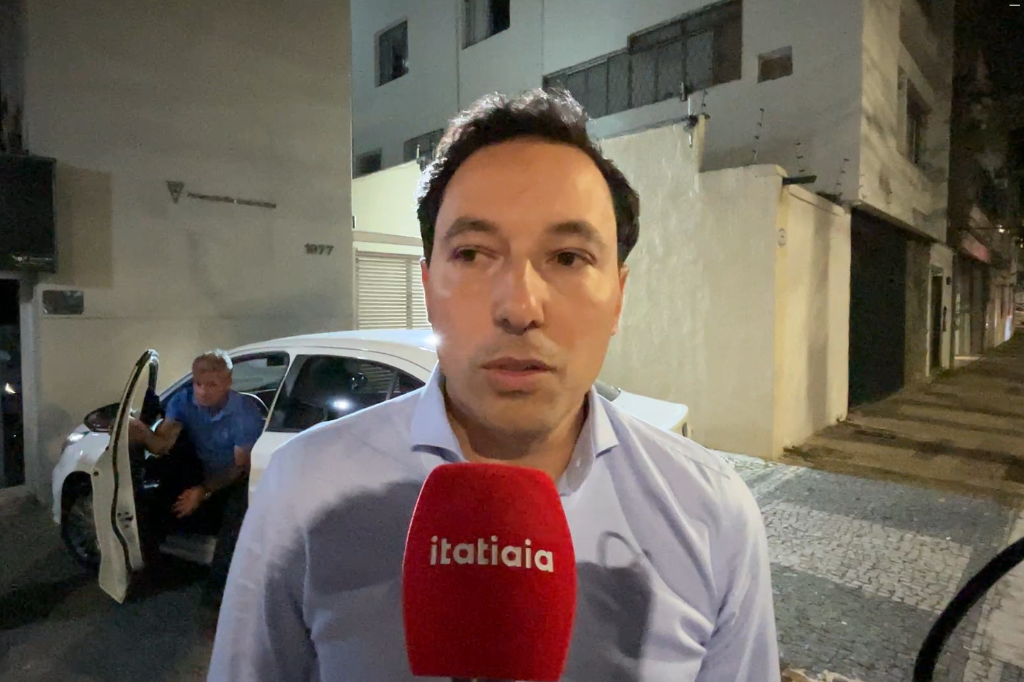 Pedro Junio exalta Paulinho e admite concorrência: 'Interessa não só ao Cruzeiro'