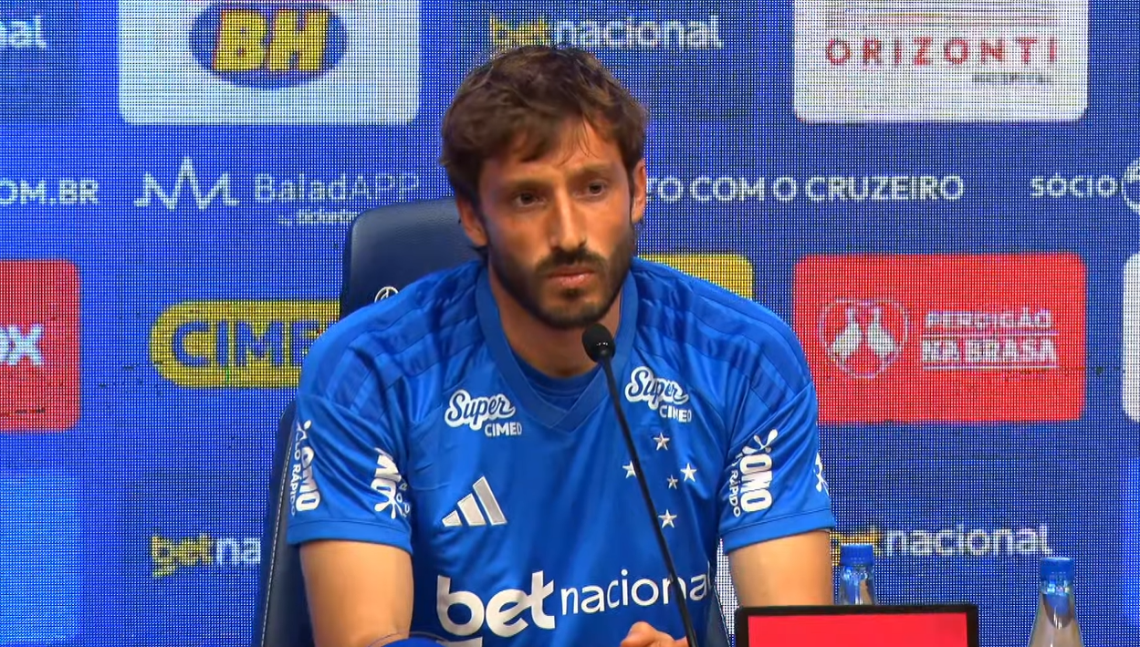 Reforço do Cruzeiro, Viña abre o jogo sobre saída do River e dispara contra diretores