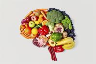 Os cinco melhores alimentos para cuidar da saúde do cérebro, segundo um neurologista