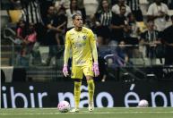 Delfim esquiva sobre titularidade e deixa claro sobre foco no Atlético: 'Jogando ou não'