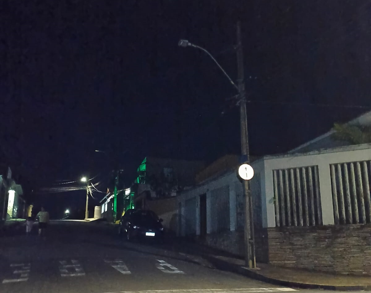 Prefeitura de Varginha não renova contrato com empresa que faz manutenção da iluminação pública