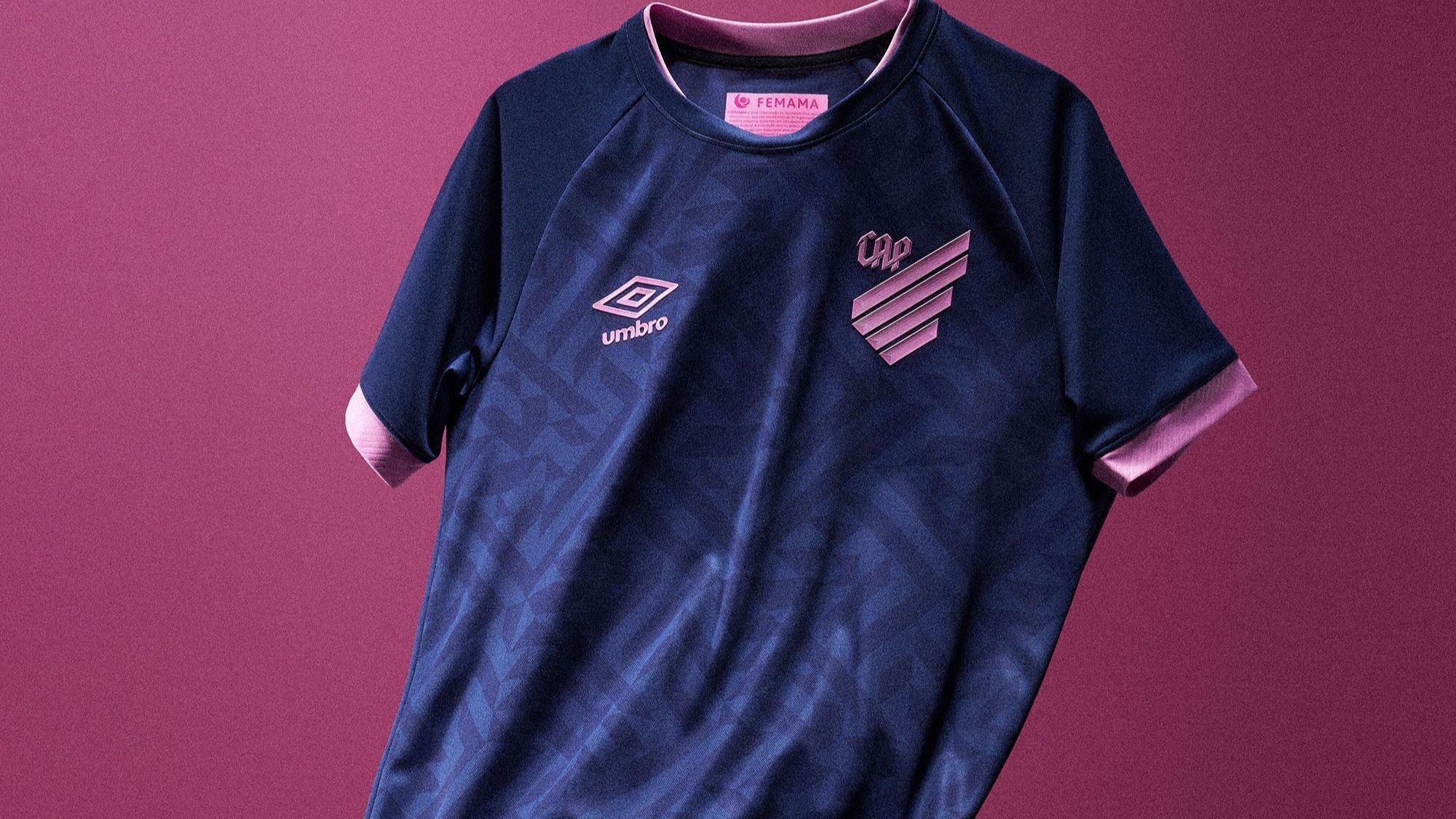 Athletico-PR e Umbro divulgam camisa especial em referência ao Outubro Rosa