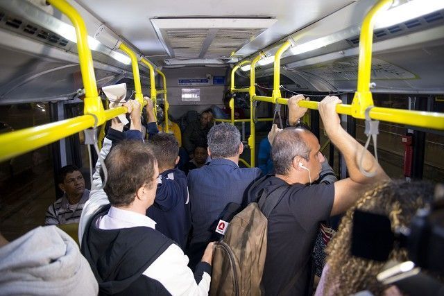 Prefeituras do Sul de Minas garantem transporte gratuito e linhas especiais para o segundo turno das eleições neste domingo