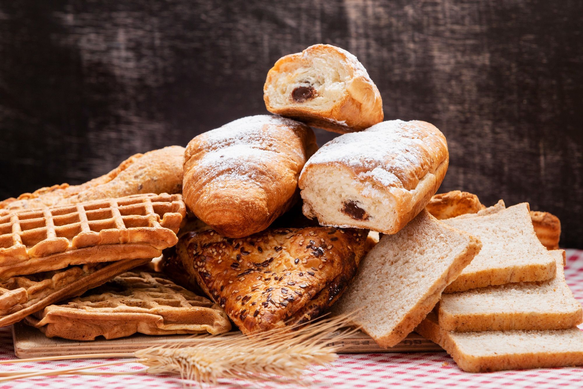 Pão de fermentação natural ou pão integral: qual fornece mais fibras e quais são as diferenças nutricionais?