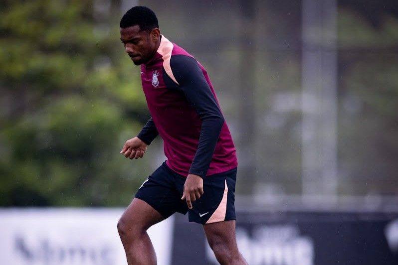 Corinthians vê igualdade em relação ao Botafogo após convocação de André