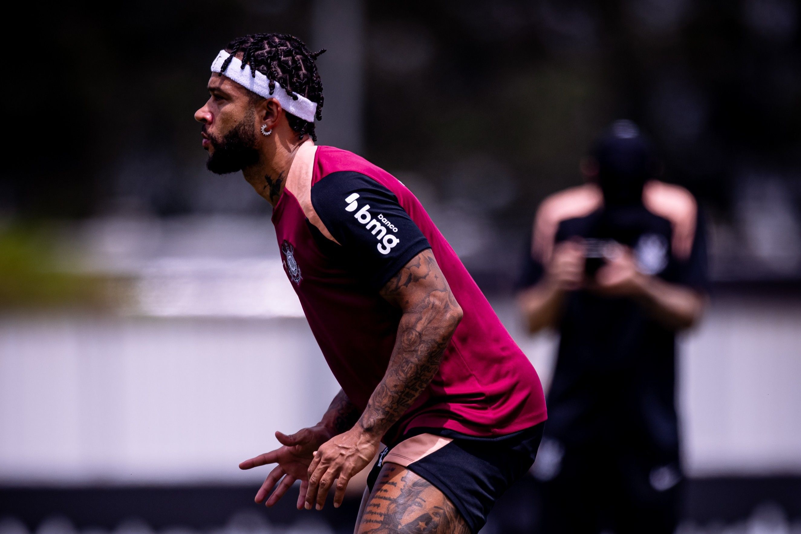 Corinthians: Memphis avança em recuperação, e quinteto fica fora de treino