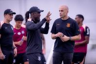 Corinthians: os principais desafios de Julio Cesar como executivo de futebol