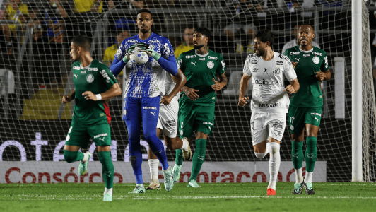 Carlos Miguel teve atuação segura no clássico contra o Santos