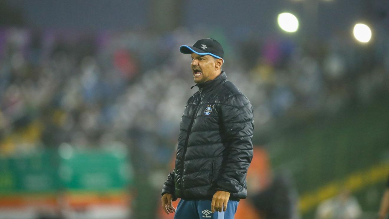 Auxiliar técnico do Grêmio é solto após prisão preventiva ser revogada
