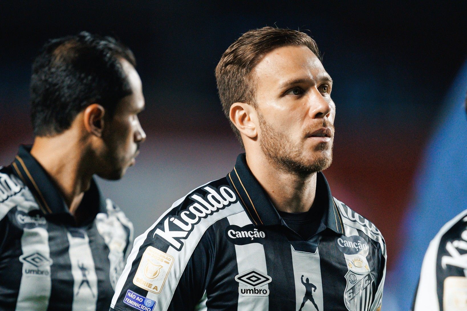 Arthur vira dúvida no Santos, mas projeta parceria com Neymar contra o Flamengo