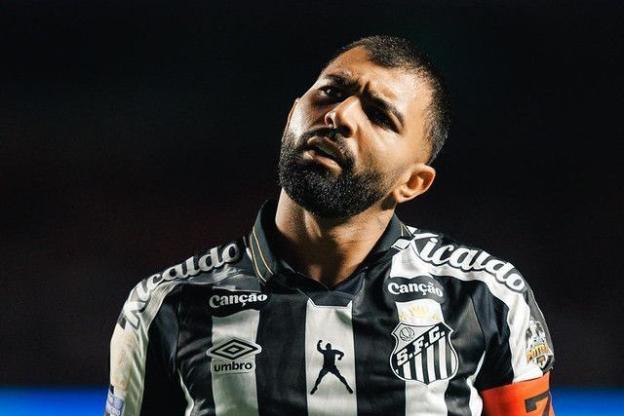 Felipe Melo exalta fase de Gabigol e pede atacante na Seleção Brasileira
