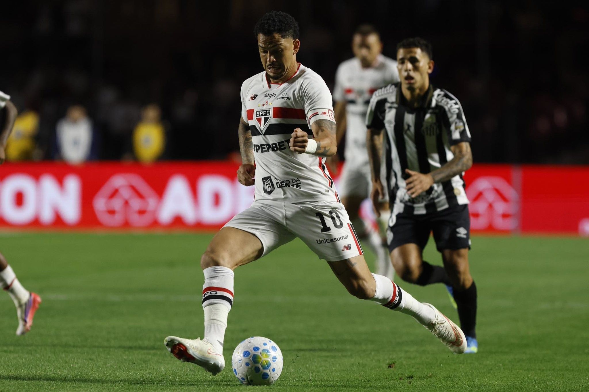 São Paulo confirma quatro lesões e terá desfalques contra o Cruzeiro