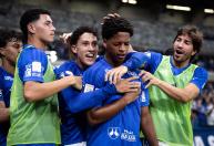 Artur Jorge exalta jovens do Cruzeiro, cita 'observação constante' e projeta futuro