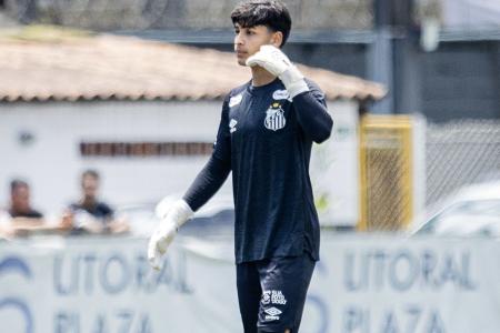 Arthur do Vale, goleiro do Santos FC