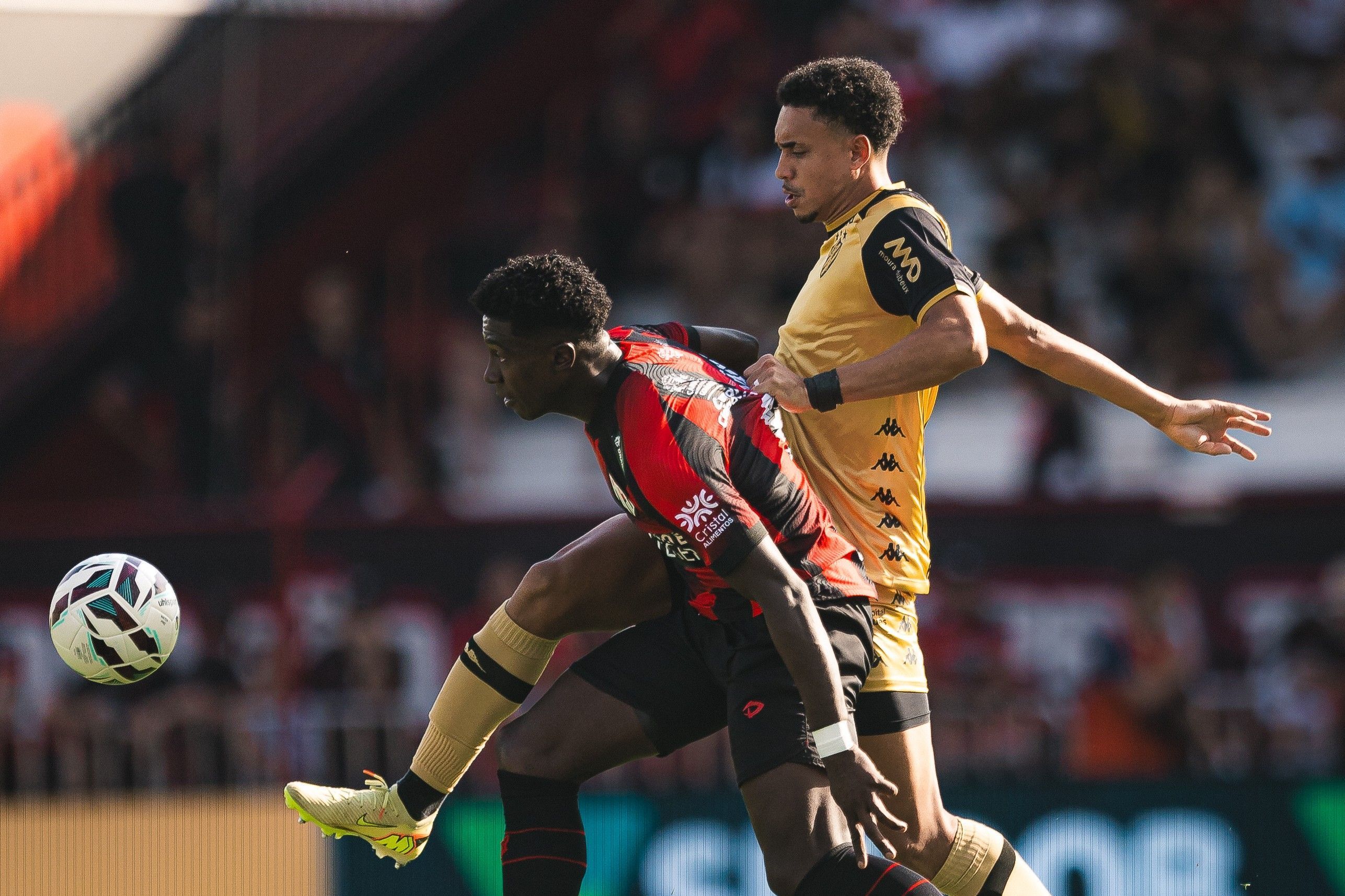 Com um a menos, Sport arranca empate com Atlético-GO pela Série B