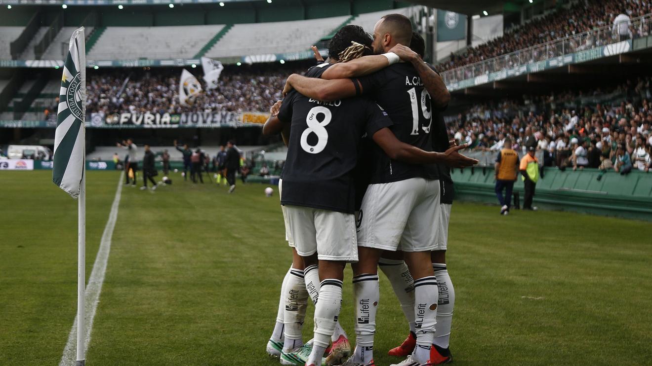 Comentarista analisa presente e futuro do Botafogo com Tite; confira