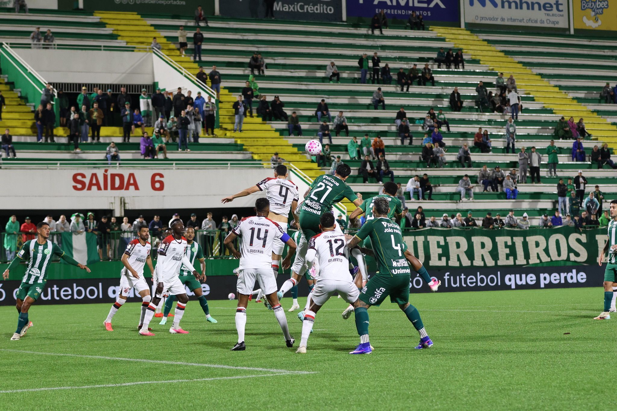 Campeonato Brasileiro pode ter primeiro time rebaixado confirmado nesta quarta (28)