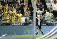 Bernard vê ‘placar do sonho’ do Atlético na Sul-Americana, mas prega ‘pé no chão’