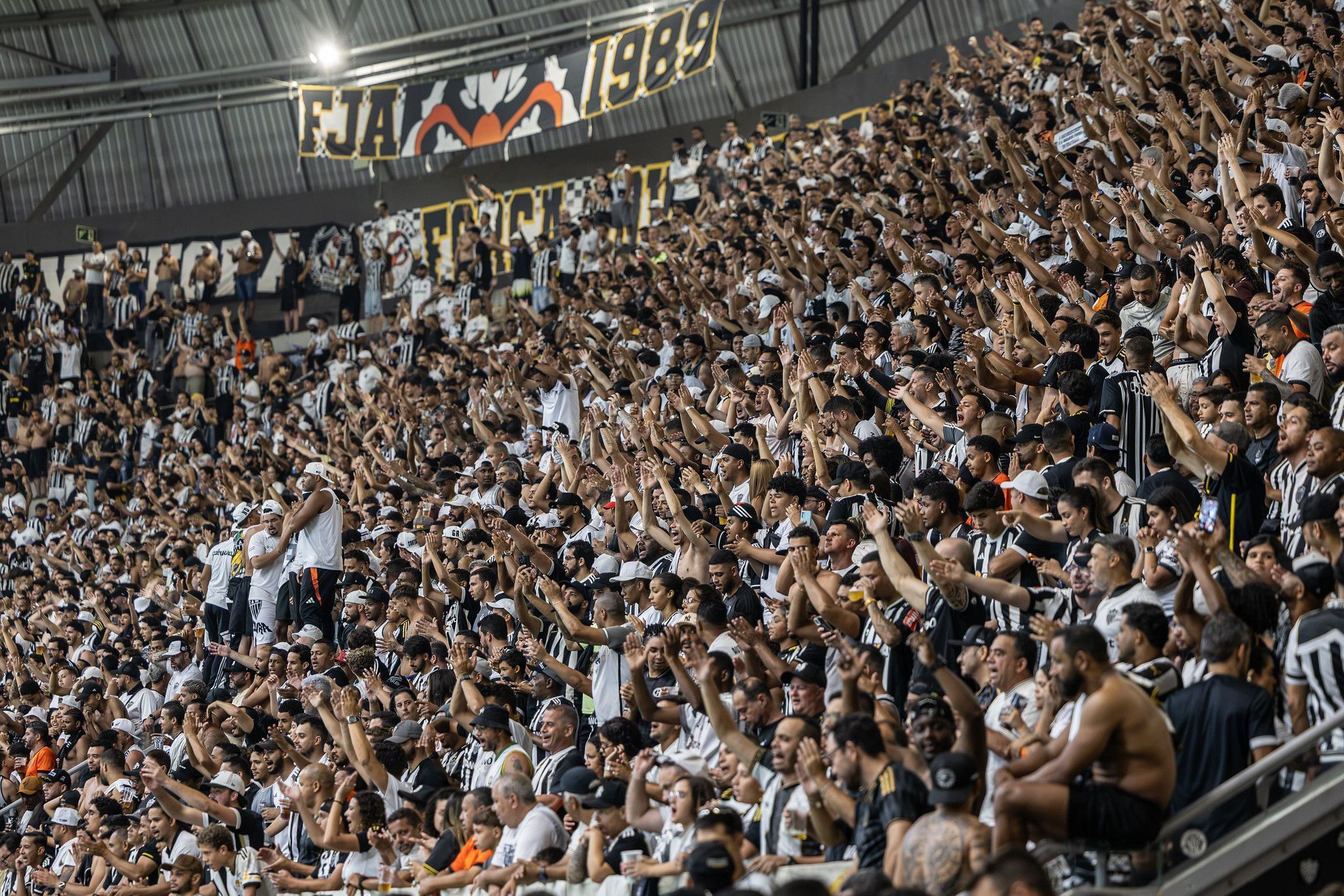 Menin vai às redes e celebra boa fase do Atlético na Arena MRV: ‘Impressionante’