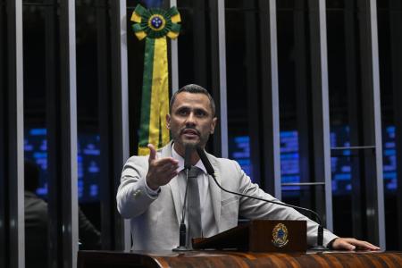 Cleitinho Azevedo no Senado Federal
