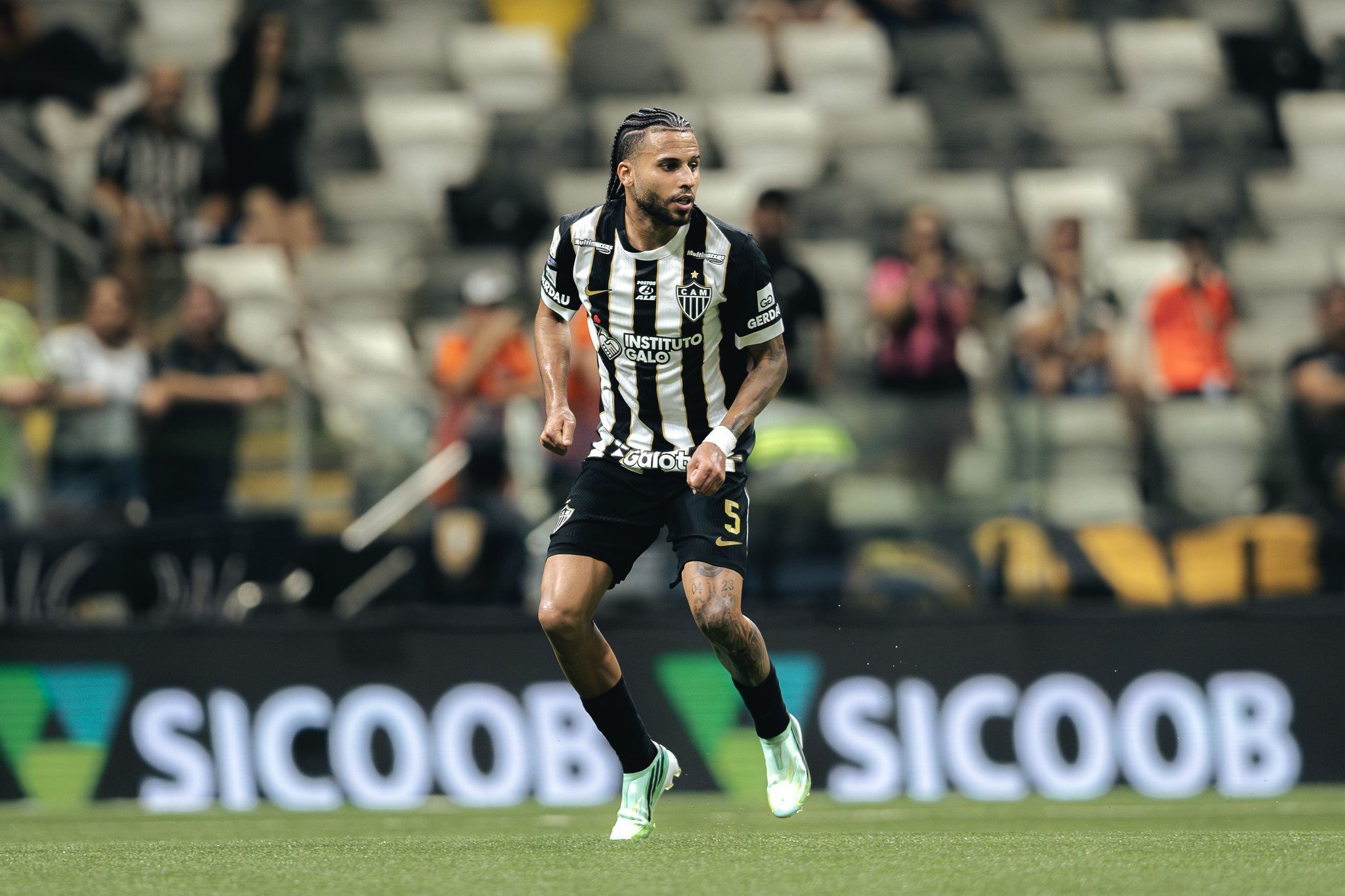 Com três títulos continentais, Alexsander mira nova final sul-americana pelo Atlético