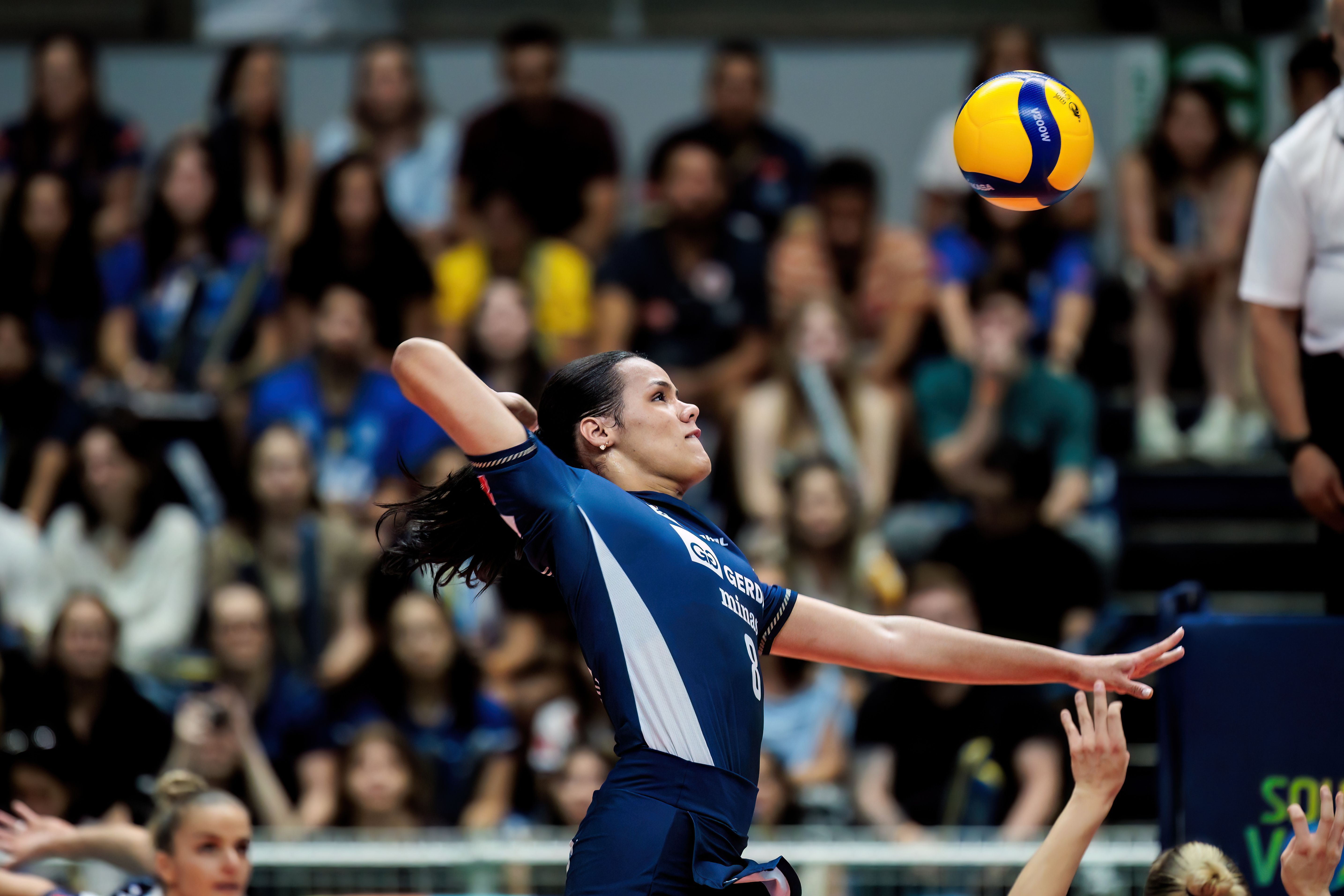Gerdau Minas enfrenta Paulistano Barueri para manter 100% na Superliga Feminina