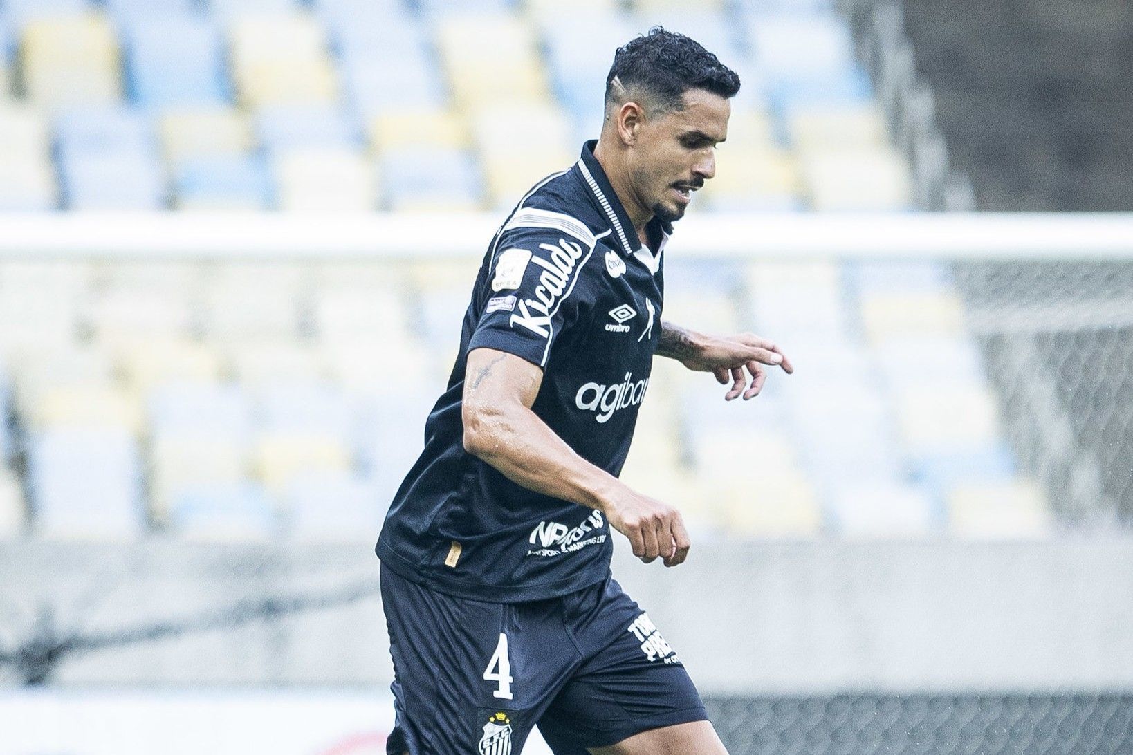 Santos: saiba quando Lucas Veríssimo deve voltar a ficar disponível