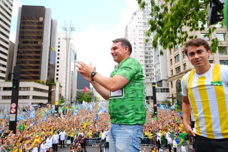 Flávio e Nikolas em ato na Avenida Paulista: São Paulo registrou uma alta de mais de 800 mil votos para Lula