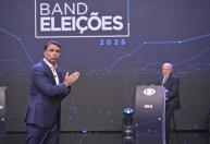 Atlas/Bloomberg: Flávio Bolsonaro tem 51,1% dos votos válidos; Lula, 48,9% no 2º turno