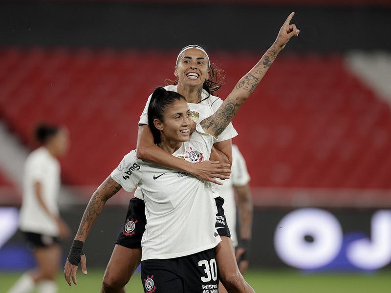 Corinthians goleia Caracas-VEN e confirma vaga antecipada no mata-mata da Libertadores Feminina