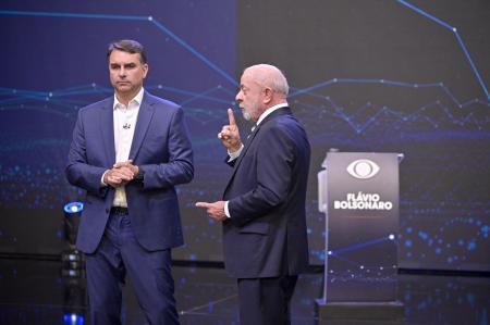 Flávio Bolsonaro e Lula no debate da TV Band