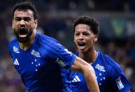 Derrota do Atlético 'ajuda', e Cruzeiro assume vice-liderança do returno na Série A