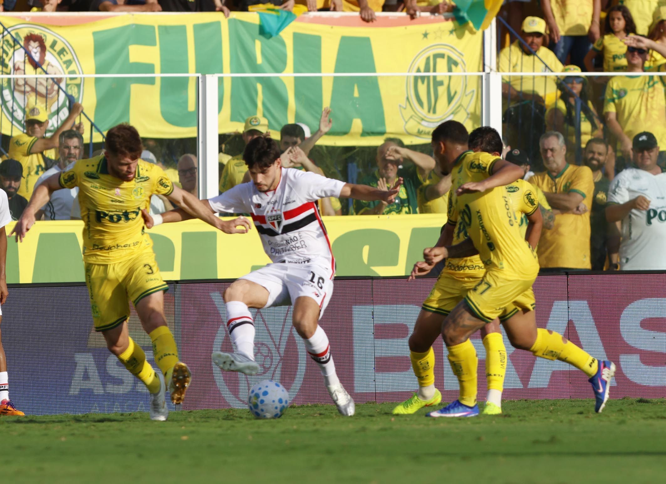 Em jogo morno, Mirassol e São Paulo ficam no empate pelo Campeonato Brasileiro