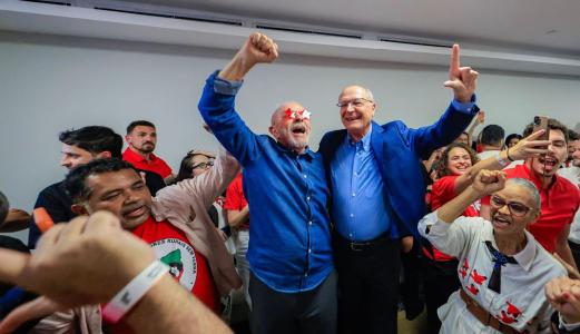 O presidente Luiz Inácio Lula da Silva (PT) e o vice-presidente Geraldo Alckmin (PSB)