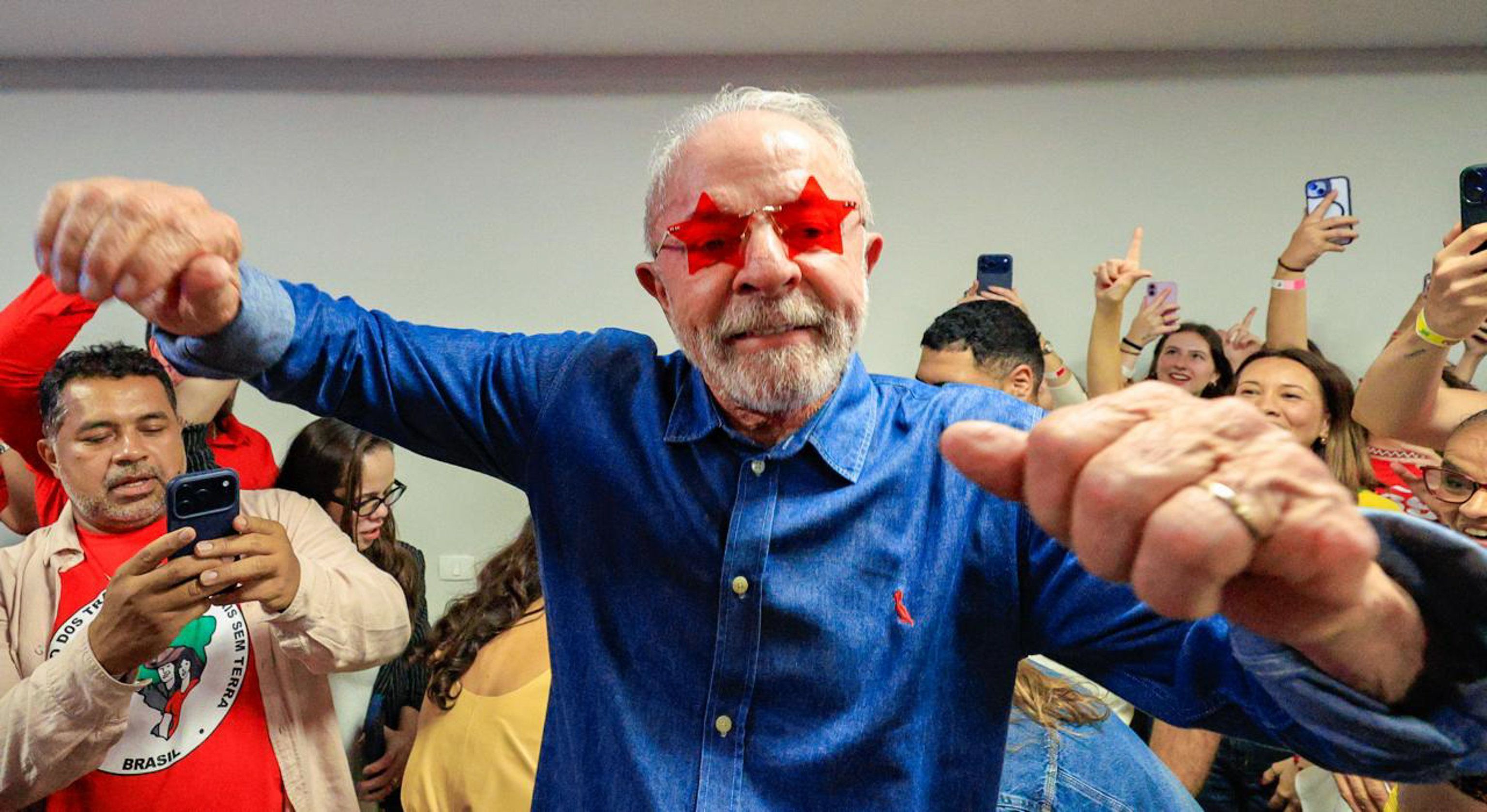 Dois dias após vencer eleição, Lula completa 81 anos