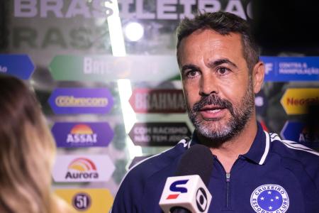 Artur Jorge falou sobre a convocação de Jonathan Jesus antes de Atlético x Cruzeiro