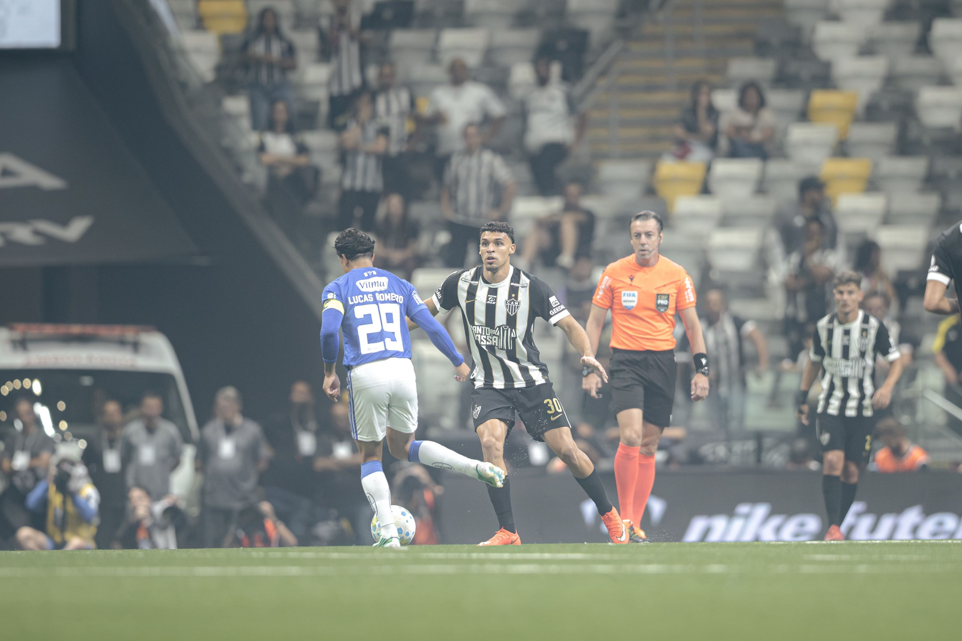 Atlético x Cruzeiro: siga, ao vivo, à transmissão da Itatiaia do clássico pelo Brasileirão