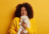 A psicologia explica por que algumas pessoas encontram nos cães uma conexão emocional que nem sempre encontram em outros relacionamentos