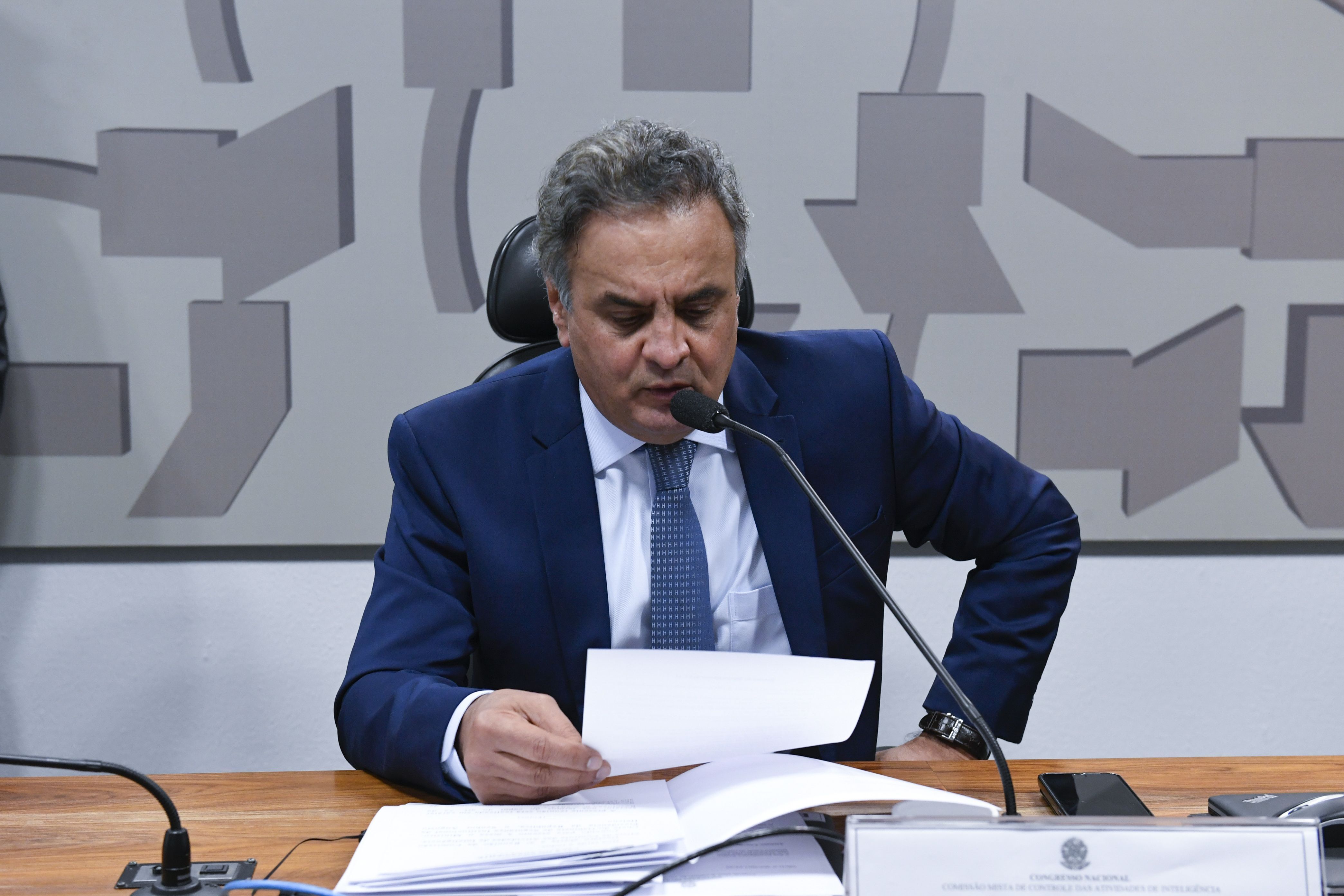 PSDB anuncia neutralidade no 2º turno e libera diretórios para apoiar Lula ou Flávio