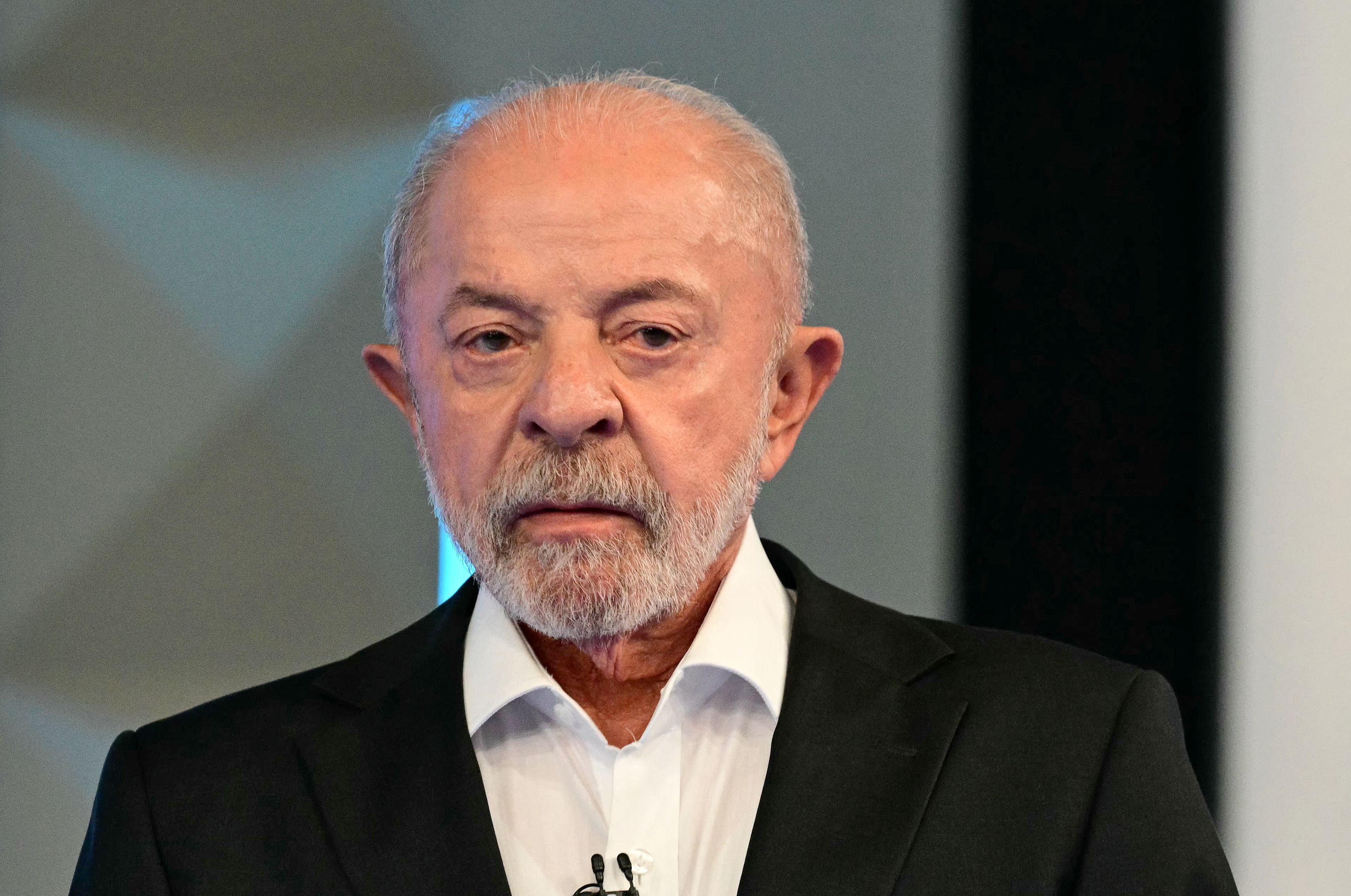 Lula diz que eleitores forem prejudicados por ‘prefeitos sacanas’ e defende prorrogação das eleições