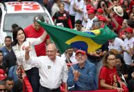 Lula tenta eleição de marcos inéditos com virada que nunca ocorreu na história