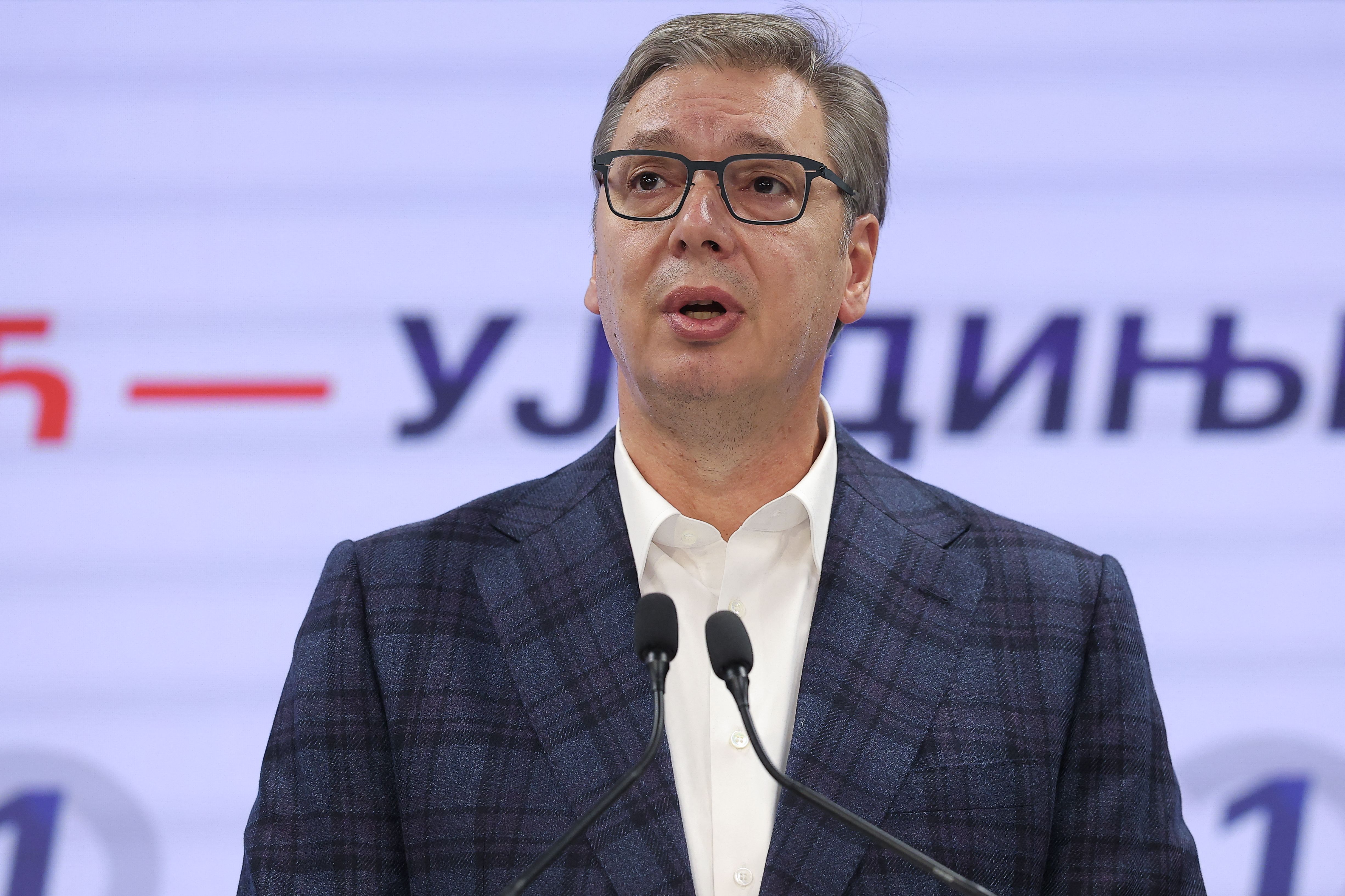Vucic reconhece derrota na Sérvia para movimento criado por estudantes