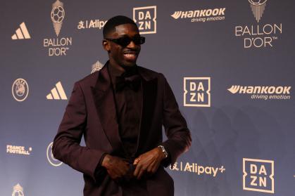 Ousmane Dembélé na cerimônia da Bola de Ouro 2026
