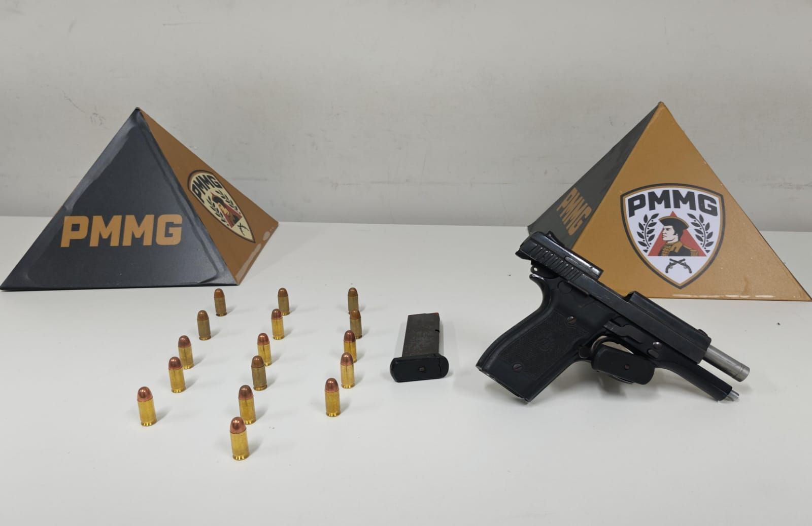 Posse ilegal de arma de fogo leva homem para prisão em Coronel Fabriciano 