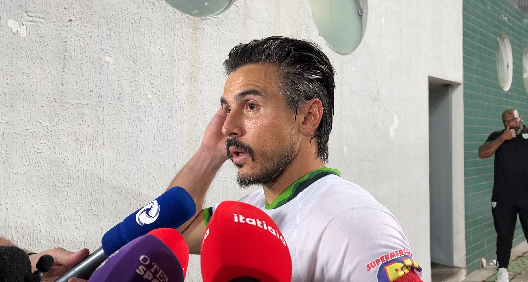Veja o que disse o atacante Willian Bigode após rebaixamento do América à Série C