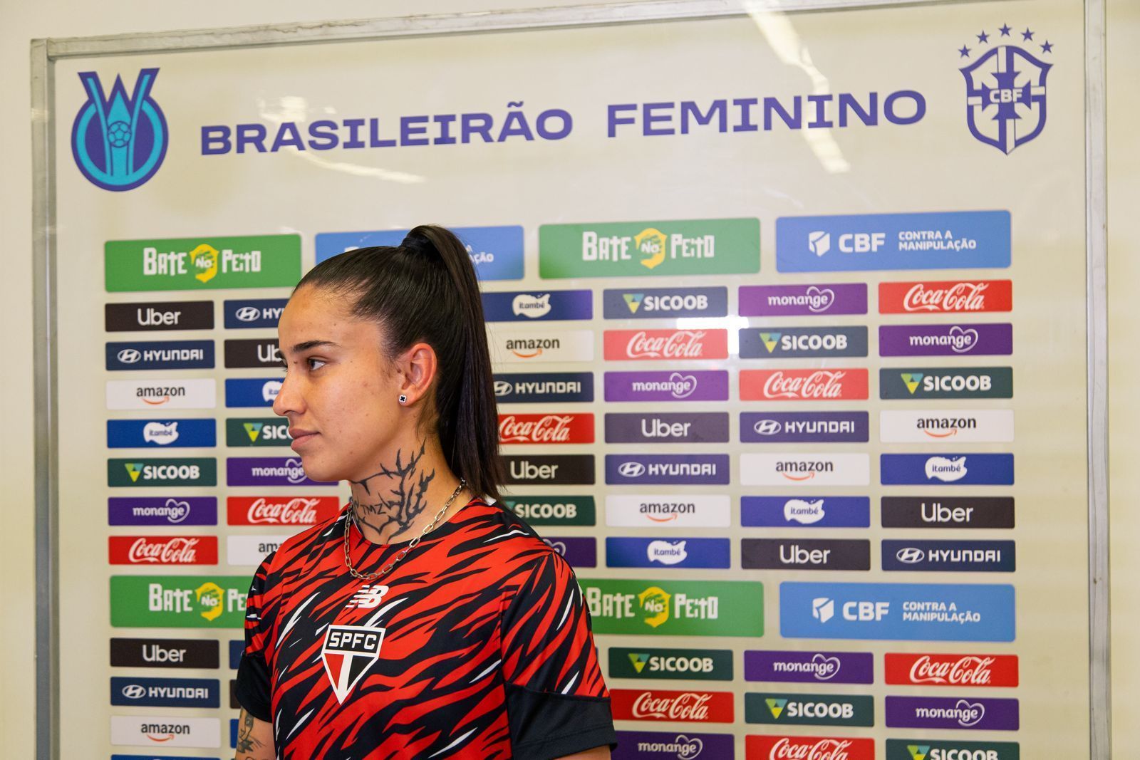 Fãs de futebol feminino têm chances maiores de escolher marcas patrocinadoras