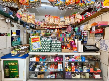 Mercearia Barbosa - R. Cândido de Souza, 3 - Nova Gameleira • Bernardo Cançado | Itatiaia