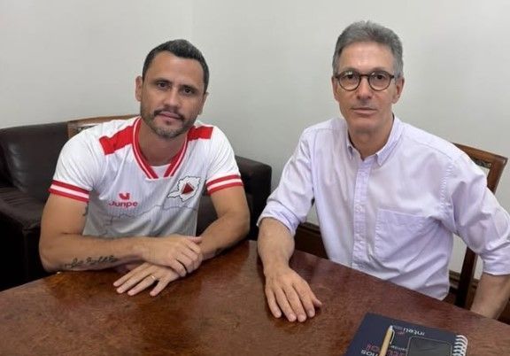 Zema se reúne com Cleitinho e Falcão: ‘Estou à disposição para ajudar quando puder’