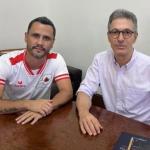Zema se reúne com Cleitinho e Falcão: ‘Estou à disposição para ajudar quando puder’