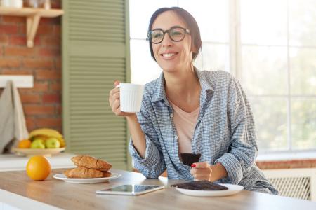 Um café da manhã nutritivo pode contribuir para um maior bem-estar durante o dia